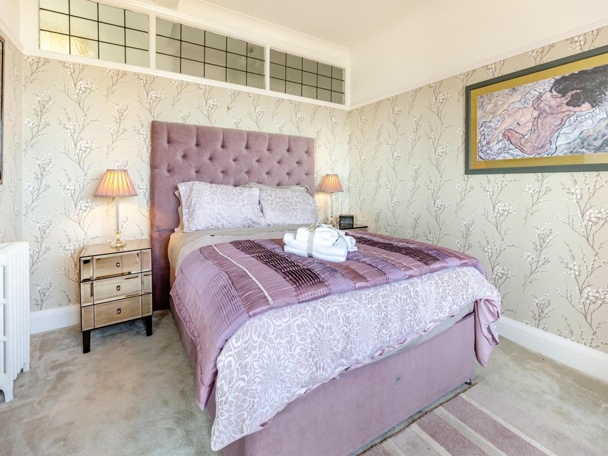 贝克斯希尔Crossways Mansions别墅 外观 照片